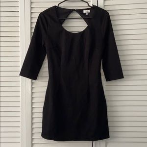 Tobi Lace Quarter Sleeve Dress